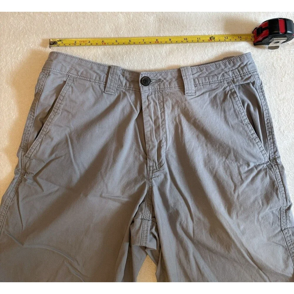 Magellan Outdoors Men’s 30W Gray Chino Shorts Cotton Stretch Casual Flat Front